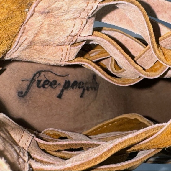 Free People Brown Suede Carrera Ankle Boots Sz 36 Y2K Momcore - Picture 9 of 13